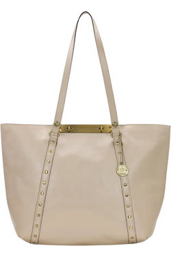 Patricia Nash Totes