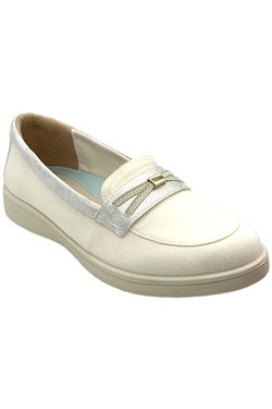 Bzees  Mules & Clogs