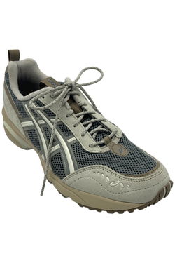 Asics Sneakers