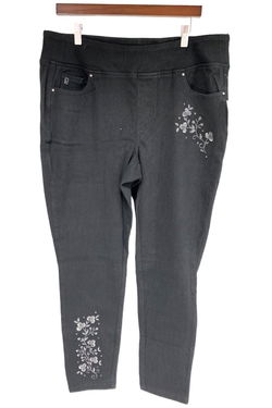 Belle by Kim Gravel Ankle Jeans