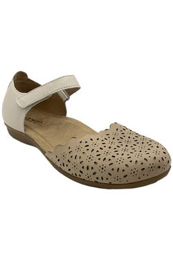 Earth Leather Loafers & Moccasins