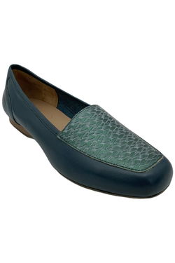 ARRAY Loafers & Moccasins