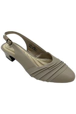 Easy Spirit Flats