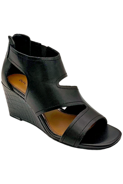 Donald Pliner Wedges