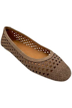 Gentle Souls by Kenneth Cole  Flats