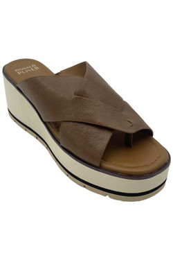 Donald Pliner Sandals