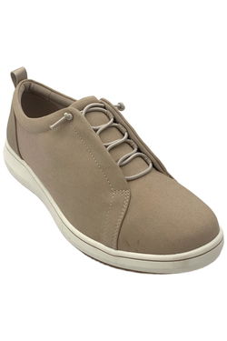 Clarks Sneakers