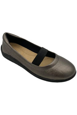 Easy Spirit Flats