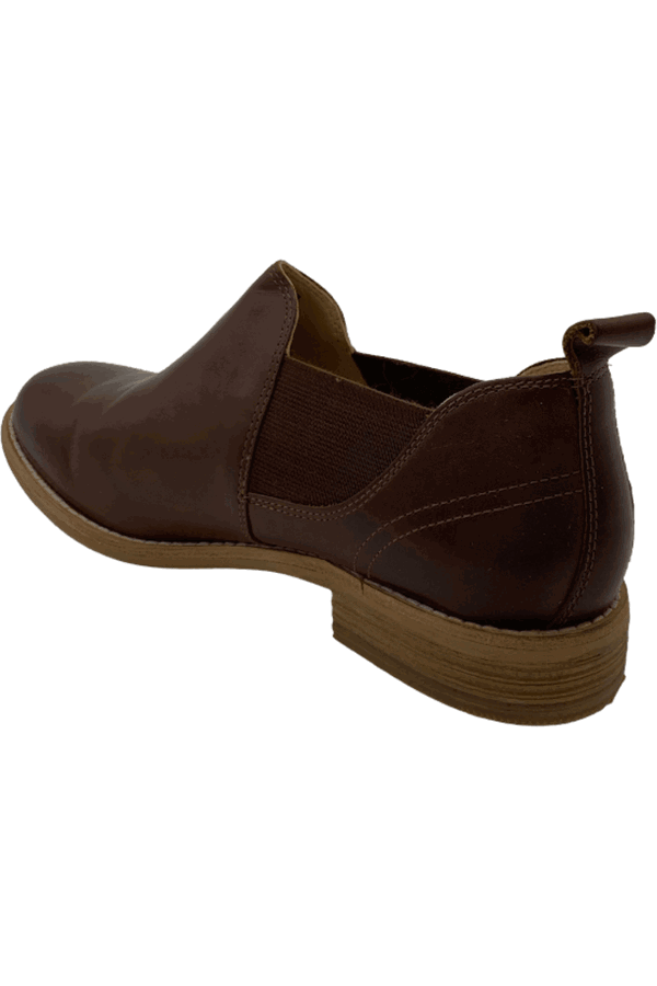 Clarks edenvale page black clearance leather