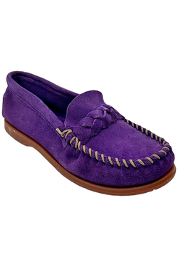 Minnetonka Loafers & Moccasins