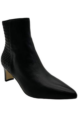 Andre Assous Heels