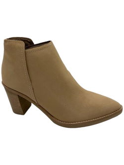 Vince camuto best sale farrier perforated booties