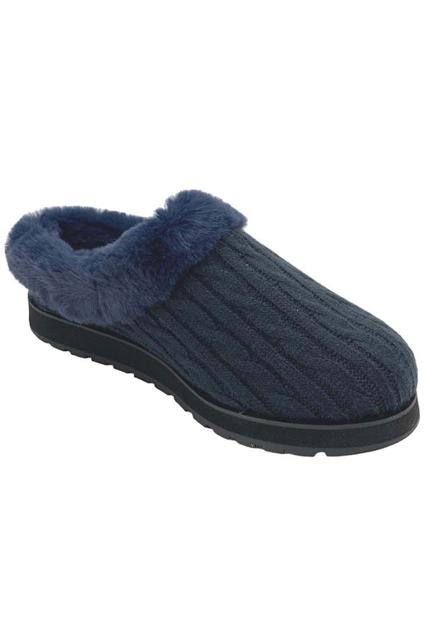 Skechers sweater knit faux cheap fur slippers