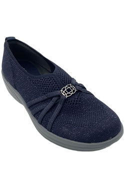 Bzees  Sneakers