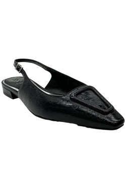 Vince Camuto  Mules & Clogs
