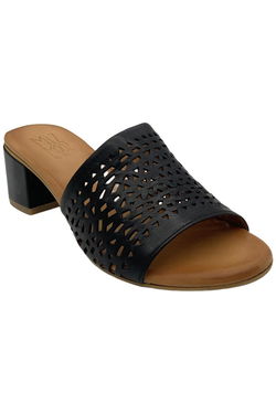 Miz Mooz Mules & Clogs