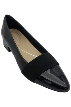 Easy Spirit Flats