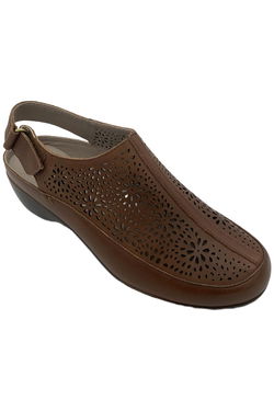 Easy Spirit Mules & Clogs