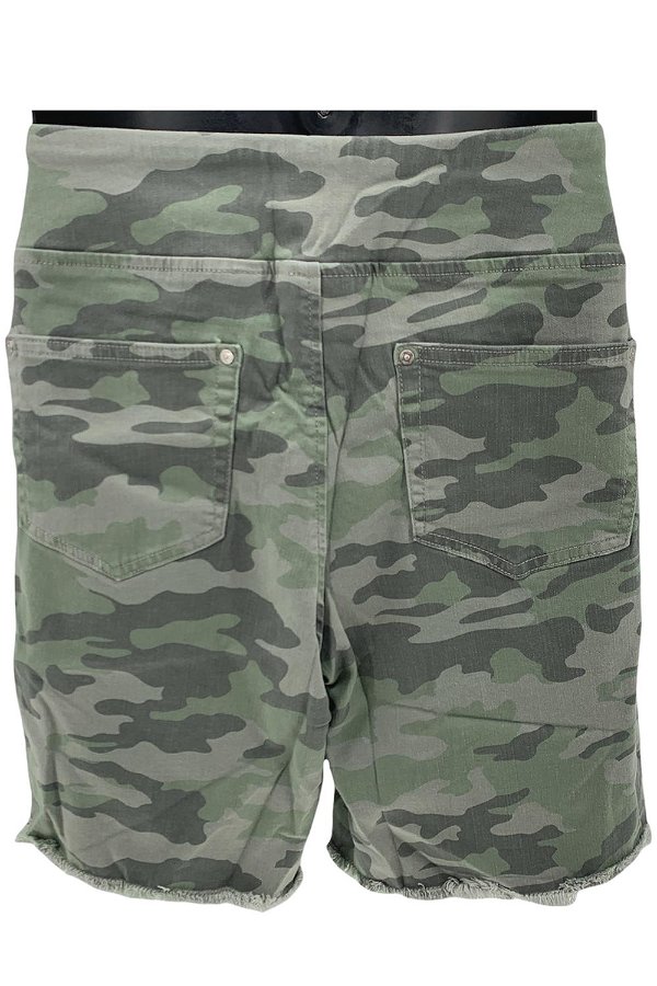 Belle by Kim Gravel TripleLuxe Twill Camo Printed Capris 